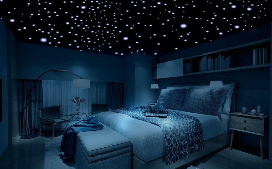 Trần phòng ngủ master được thi công tạo hiệu ứng trần ánh sao