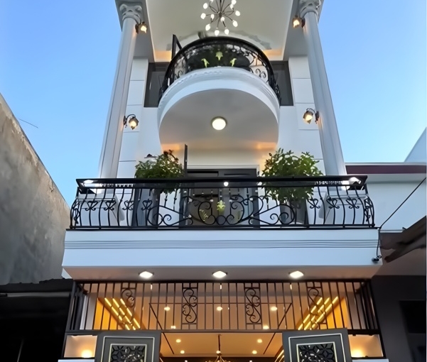 MẪU NHÀ MÁI THÁI TÂN CỔ ĐIỂN 3 TẦNG VỚI DIỆN TÍCH 4.5 X 16M