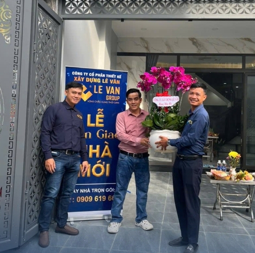 BÀN GIAO NHÀ PHỐ HIỆN ĐẠI CHO ANH NAM TẠI HÓC MÔN – TP. HCM